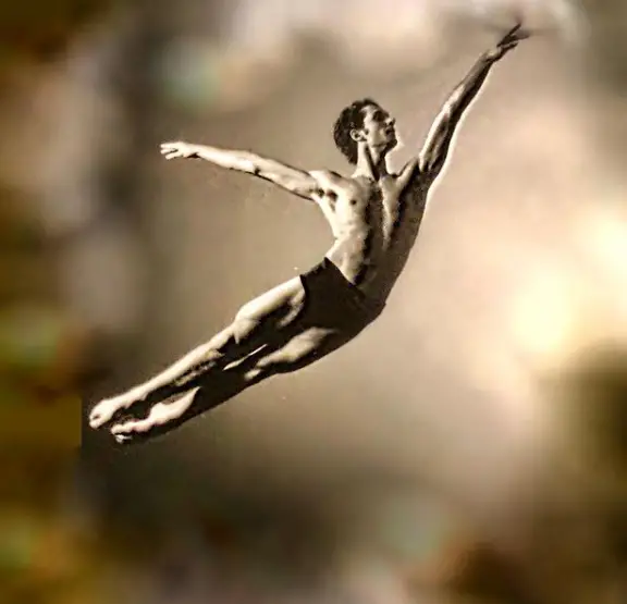 Male-Ballet-Damian-Smith