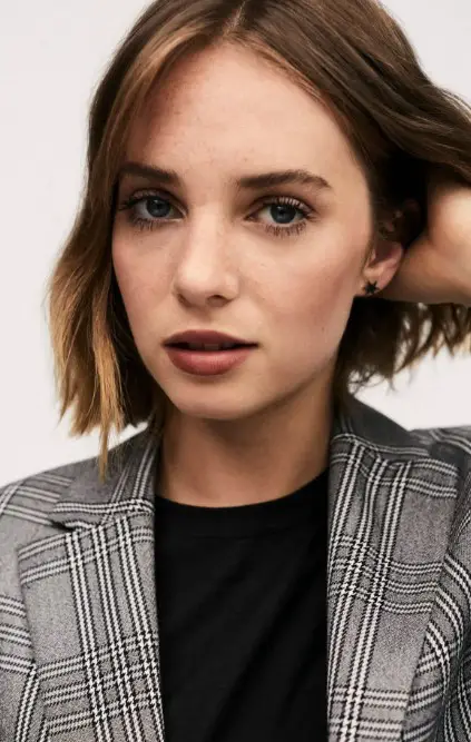 Facts On ‘Stranger Things’ Cast Maya Hawke | Movies, Height, Dating, Age, Net Worth